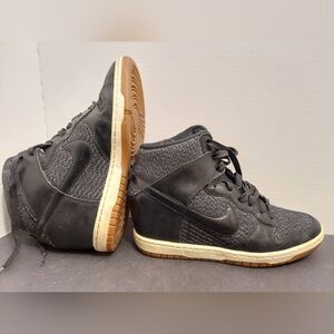 Nike Dunk Sky Hi Hidden Wedge Heel Womens 9 Black White Gum High Top 644877-003